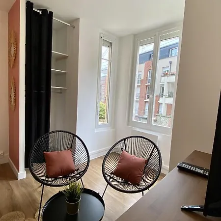 Le Studio : Cosy, Centre Ville, Parking Gratuit * 디에프